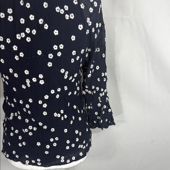 Rebecca Taylor Alessandra Embroidered Ruffle Navy Top Size M - Picture 10 of 11